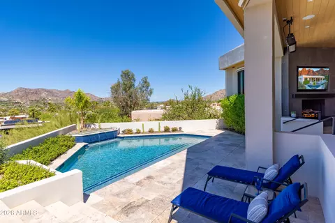 Exterior - 5724 N Echo Canyon Dr, Phoenix, AZ 85018 photo 11 of 27