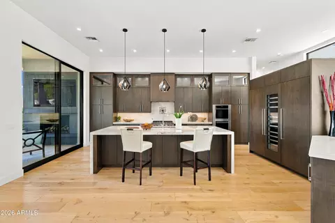 Kitchen - 5724 N Echo Canyon Dr, Phoenix, AZ 85018 photo 3 of 4
