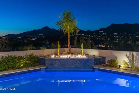 Exterior - 5724 N Echo Canyon Dr, Phoenix, AZ 85018 photo 23 of 27