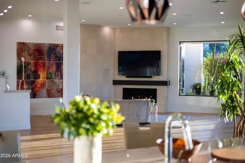 Living - 5724 N Echo Canyon Dr, Phoenix, AZ 85018 photo 5 of 5