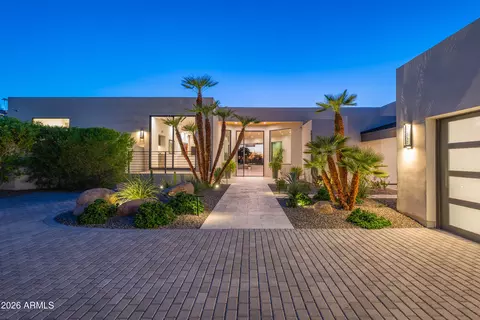 Exterior - 5724 N Echo Canyon Dr, Phoenix, AZ 85018 photo 26 of 27