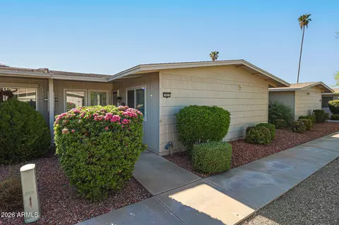 10833 W Santa Fe Dr, Sun City, AZ 85351