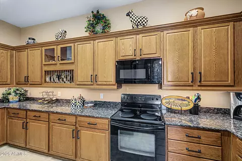 Kitchen - 6202 E Mckellips Rd #9, Mesa, AZ 85215 photo 4 of 6