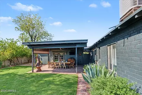 Exterior - 4446 N 33rd Pl, Phoenix, AZ 85018 photo 6 of 15
