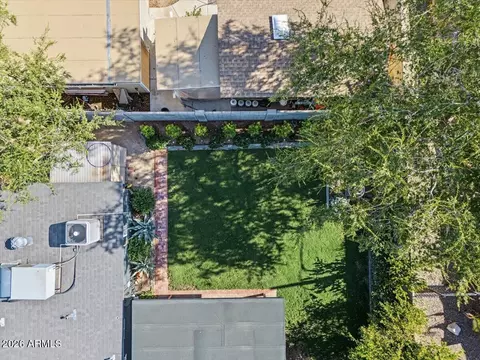 View/Area - 4446 N 33rd Pl, Phoenix, AZ 85018 photo 1 of 4