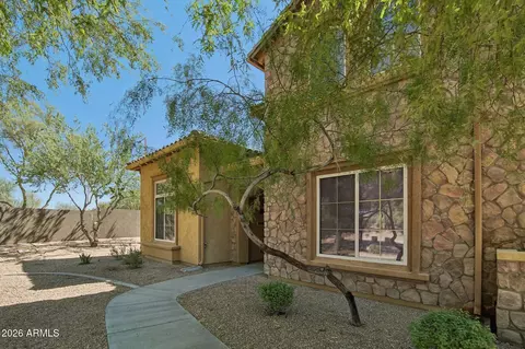 Exterior - 3866 E Cat Balue Dr, Phoenix, AZ 85050 photo 3 of 7