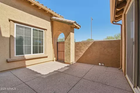 Exterior - 3866 E Cat Balue Dr, Phoenix, AZ 85050 photo 4 of 7