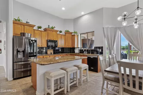 Kitchen - 3785 E Via Del Rancho Rd, Gilbert, AZ 85298 photo 2 of 5