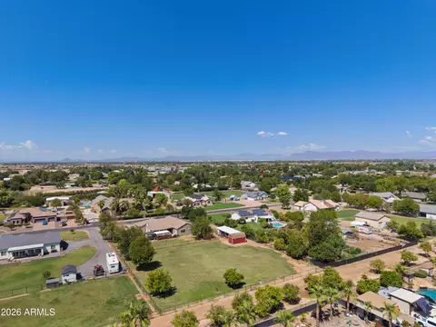 View/Area - 3785 E Via Del Rancho Rd, Gilbert, AZ 85298 photo 2 of 5