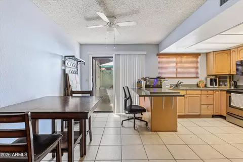 Dining - 2842 E Beck Ln #4, Phoenix, AZ 85032 photo 1 of 1