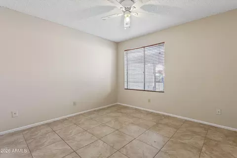 Bedroom - 2842 E Beck Ln #4, Phoenix, AZ 85032 photo 2 of 2