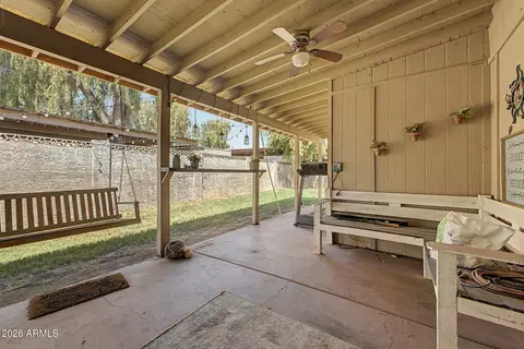 Exterior - 4640 N 77th Dr, Phoenix, AZ 85033 photo 2 of 4
