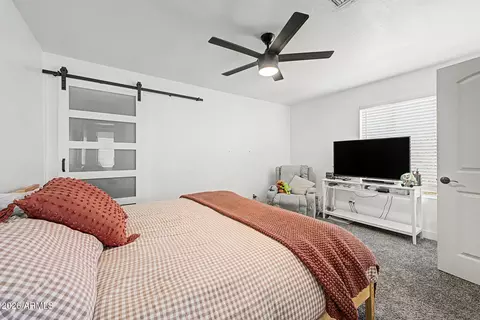 Bedroom - 4640 N 77th Dr, Phoenix, AZ 85033 photo 1 of 6