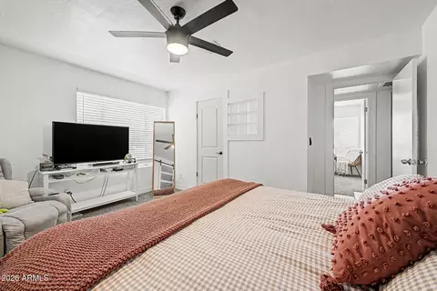 Bedroom - 4640 N 77th Dr, Phoenix, AZ 85033 photo 3 of 6
