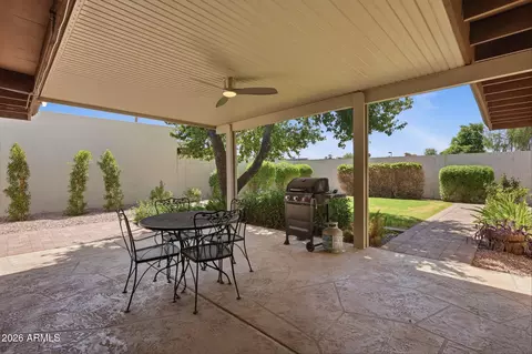 Exterior - 3209 W Becker Ln, Phoenix, AZ 85029 photo 3 of 9