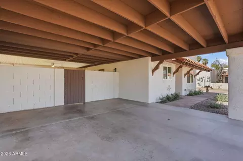 Exterior - 3209 W Becker Ln, Phoenix, AZ 85029 photo 2 of 9