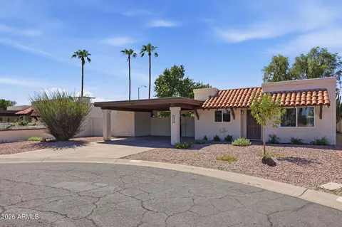 Exterior - 3209 W Becker Ln, Phoenix, AZ 85029 photo 9 of 9
