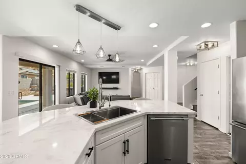 Kitchen - 2272 E Cochise Ave, Apache Junction, AZ 85119 photo 5 of 5