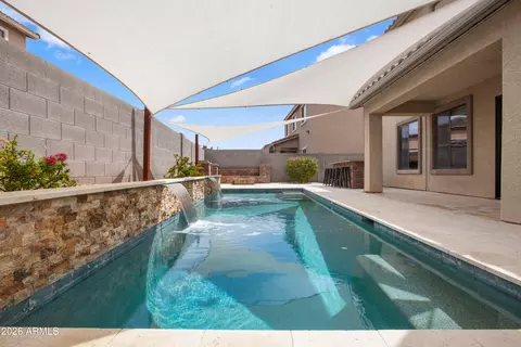 Exterior - 2272 E Cochise Ave, Apache Junction, AZ 85119 photo 5 of 6