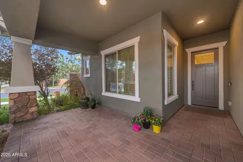 Exterior - 2879 E Appaloosa Rd, Gilbert, AZ 85296 photo 7 of 10