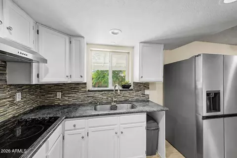 Kitchen - 714 S Williams --, Mesa, AZ 85204 photo 3 of 4