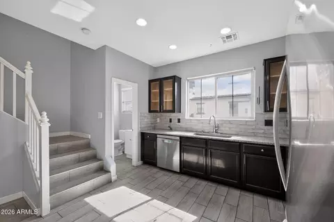Entry Way - 2015 N 77th Ln, Phoenix, AZ 85035 photo 4 of 5