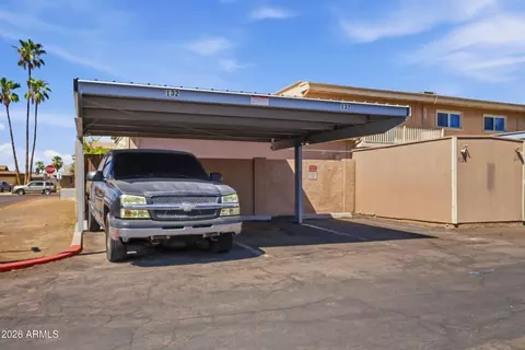Exterior - 3224 W Echo Ln, Phoenix, AZ 85051 photo 6 of 7