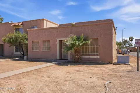 Exterior - 3224 W Echo Ln, Phoenix, AZ 85051 photo 2 of 7