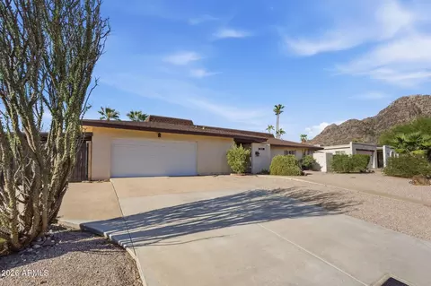 Exterior - 2040 E State Ave, Phoenix, AZ 85020 photo 4 of 9