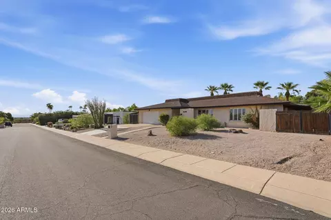 Exterior - 2040 E State Ave, Phoenix, AZ 85020 photo 1 of 9