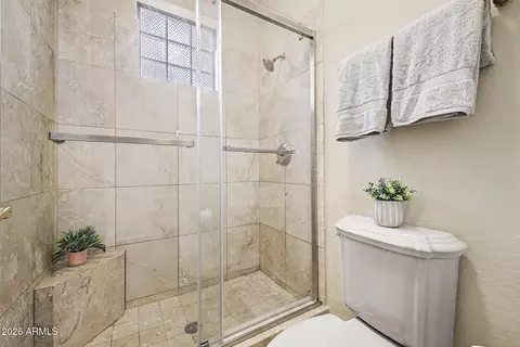Bath - 2089 E Park Ave, Gilbert, AZ 85234 photo 4 of 4