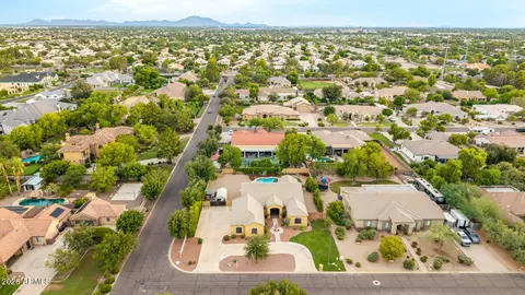 View/Area - 2089 E Park Ave, Gilbert, AZ 85234 photo 11 of 14