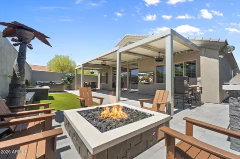 10401 E Helm Dr, Scottsdale, AZ 85255