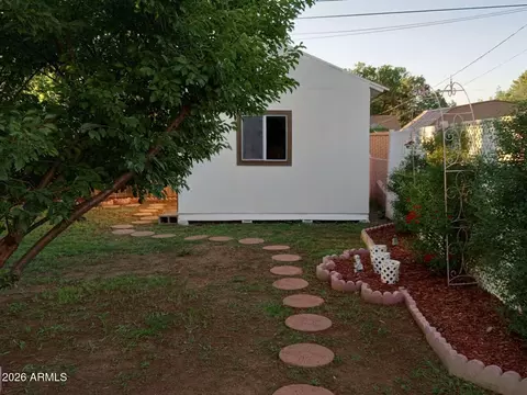 Exterior - 300 E Phoenix St, Payson, AZ 85541 photo 12 of 13