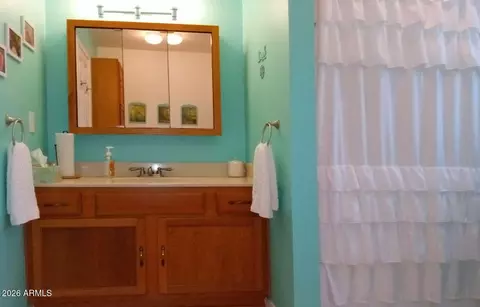 Bath - 300 E Phoenix St, Payson, AZ 85541 photo 3 of 4