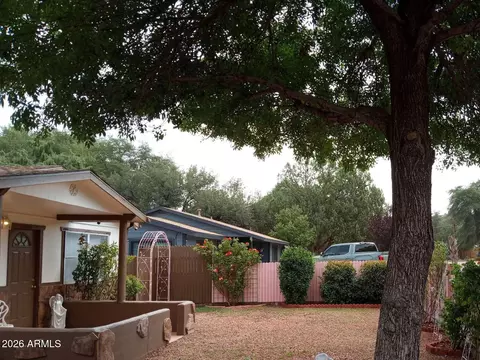 Exterior - 300 E Phoenix St, Payson, AZ 85541 photo 5 of 13