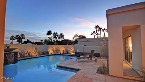 Exterior - 3133 E Claremont Ave, Phoenix, AZ 85016 photo 4 of 10