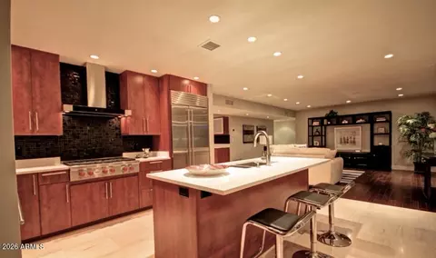 Kitchen - 3133 E Claremont Ave, Phoenix, AZ 85016 photo 1 of 3