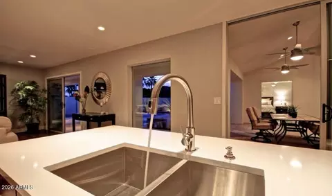Kitchen - 3133 E Claremont Ave, Phoenix, AZ 85016 photo 3 of 3
