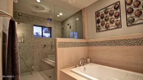 Bath - 3133 E Claremont Ave, Phoenix, AZ 85016 photo 5 of 8