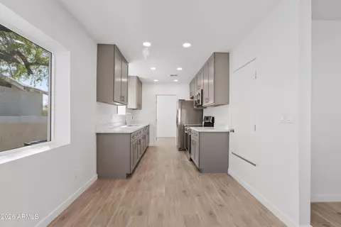 Entry Way - 1726 E Coronado Rd, Phoenix, AZ 85006 photo 1 of 4