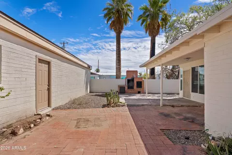 Exterior - 1726 E Coronado Rd, Phoenix, AZ 85006 photo 4 of 8
