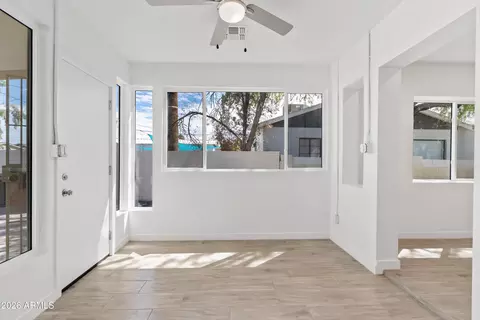Entry Way - 1726 E Coronado Rd, Phoenix, AZ 85006 photo 2 of 4