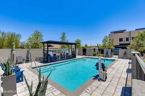 Exterior - 377 E Windsor Ave #1, Phoenix, AZ 85004 photo 2 of 2