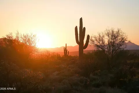 nn W Smokehouse Trail #-, Wickenburg, AZ 85390