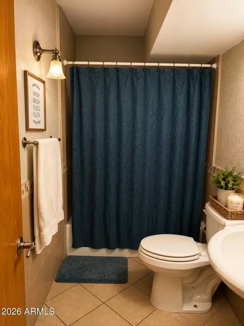 Bath - 1561 E 10th St, Douglas, AZ 85607 photo 1 of 4
