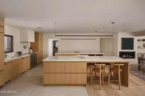 Kitchen - 4035 E Mcdonald Dr, Phoenix, AZ 85018 photo 3 of 5