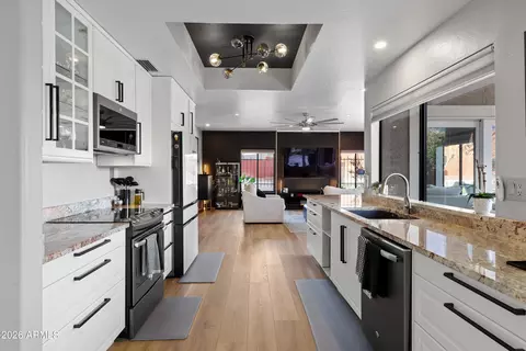 Kitchen - 3912 E Shannon St, Phoenix, AZ 85044 photo 1 of 2