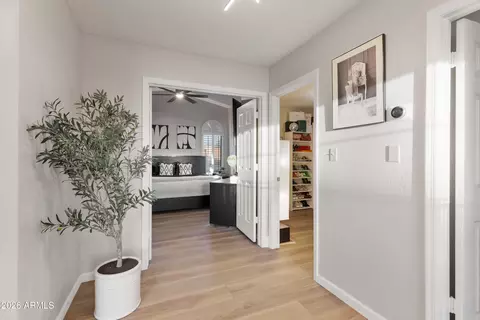 Entry Way - 3912 E Shannon St, Phoenix, AZ 85044 photo 3 of 4