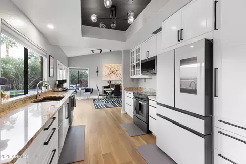 Kitchen - 3912 E Shannon St, Phoenix, AZ 85044 photo 2 of 2